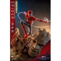 Hot Toys - MMS662 - Spider-Man: No Way Home - 1/6th scale Friendly Neighborhood Spider-Man Collectible Figure (Deluxe Version)