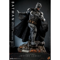 [Pre-Order] Hot Toys - TMS085 - Zack Snyder's Justice League - 1/6th scale Batman (Tactical Batsuit Version) Collectible Figure