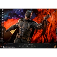 [Pre-Order] Hot Toys - TMS085 - Zack Snyder's Justice League - 1/6th scale Batman (Tactical Batsuit Version) Collectible Figure