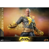 Hot Toys - DX31 - Black Adam - 1/6th scale Black Adam (Golden Armor) Collectible Figure (Deluxe Version)