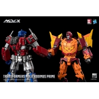 [Pre Order] ThreeZero - Transformers - MDLX Cliffjumper Collectible Figure