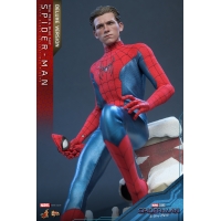 [Pre-Order] Hot Toys - MMS680 - Spider-Man: No Way Home - 1/6th scale Spider-Man (New Red and Blue Suit) (Deluxe Version) 