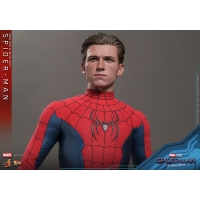 [Pre-Order] Hot Toys - MMS679 - Spider-Man: No Way Home - 1/6th scale Spider-Man (New Red and Blue Suit) Collectible Figure