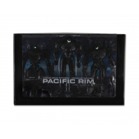 NECA - Pacific Rim  – 7″ Scale Action Figure – SDCC Exclusive (Gipsy, Striker, Typhoon)