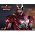 Hot Toys - Iron Man 3 - Silver Centurion (MARK XXXIII)