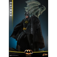 [Pre-Order] Hot Toys - MMS692 - Batman (1989) - 1/6th scale Batman Collectible Figure