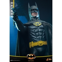 [Pre-Order] Hot Toys - MMS692 - Batman (1989) - 1/6th scale Batman Collectible Figure