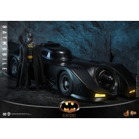 [Pre-Order] Hot Toys - MMS693 - Batman (1989) - 1/6th scale Batman Collectible Figure [Deluxe Version]