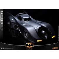 [Pre-Order] Hot Toys - MMS693 - Batman (1989) - 1/6th scale Batman Collectible Figure [Deluxe Version]