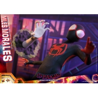 [Pre-Order] Hot Toys – MMS711 - Spider-Man: Across the Spider-Verse - 1/6th scale Spider Man 2099 Collectible Figure