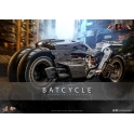 [Pre-Order] Hot Toys - MMS704 - The Flash - 1/6th scale Batcycle Collectible Vehicle