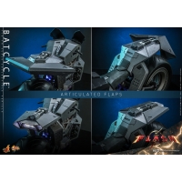 [Pre-Order] Hot Toys - MMS704 - The Flash - 1/6th scale Batcycle Collectible Vehicle