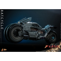 [Pre-Order] Hot Toys - MMS704 - The Flash - 1/6th scale Batcycle Collectible Vehicle