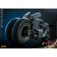 [Pre-Order] Hot Toys - MMS704 - The Flash - 1/6th scale Batcycle Collectible Vehicle