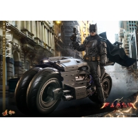 [Pre-Order] Hot Toys - MMS704 - The Flash - 1/6th scale Batcycle Collectible Vehicle