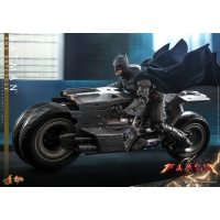 [Pre-Order] Hot Toys - MMS704 - The Flash - 1/6th scale Batcycle Collectible Vehicle