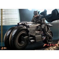 [Pre-Order] Hot Toys - MMS704 - The Flash - 1/6th scale Batcycle Collectible Vehicle