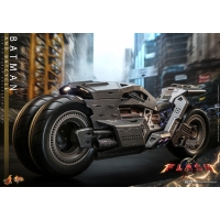 [Pre-Order] Hot Toys - MMS704 - The Flash - 1/6th scale Batcycle Collectible Vehicle