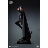 [Pre-Order] Queen Studios - SUPERMAN (HENRY CAVILL) BLACK SUIT 1/3 STATUE Regular Version