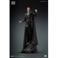 [Pre-Order] Queen Studios - SUPERMAN (HENRY CAVILL) BLACK SUIT 1/3 STATUE Regular Version