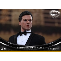 Hot Toys - Batman Returns: Batman Returns: Batman & Bruce Wayne Collectible Figures Set 