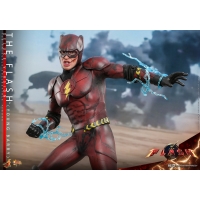 [Pre-Order] Hot Toys - MMS723 - The Flash - 1/6th scale The Flash (Young Barry) Collectible Figure