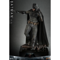 [Pre-Order] Hot Toys - MMS731 - Batman v Superman: Dawn of Justice - 1/6th scale Batman (2.0) Collectible Figure