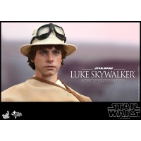 Hot Toys -  Star Wars: Episode IV A New Hope - Luke Skywalker